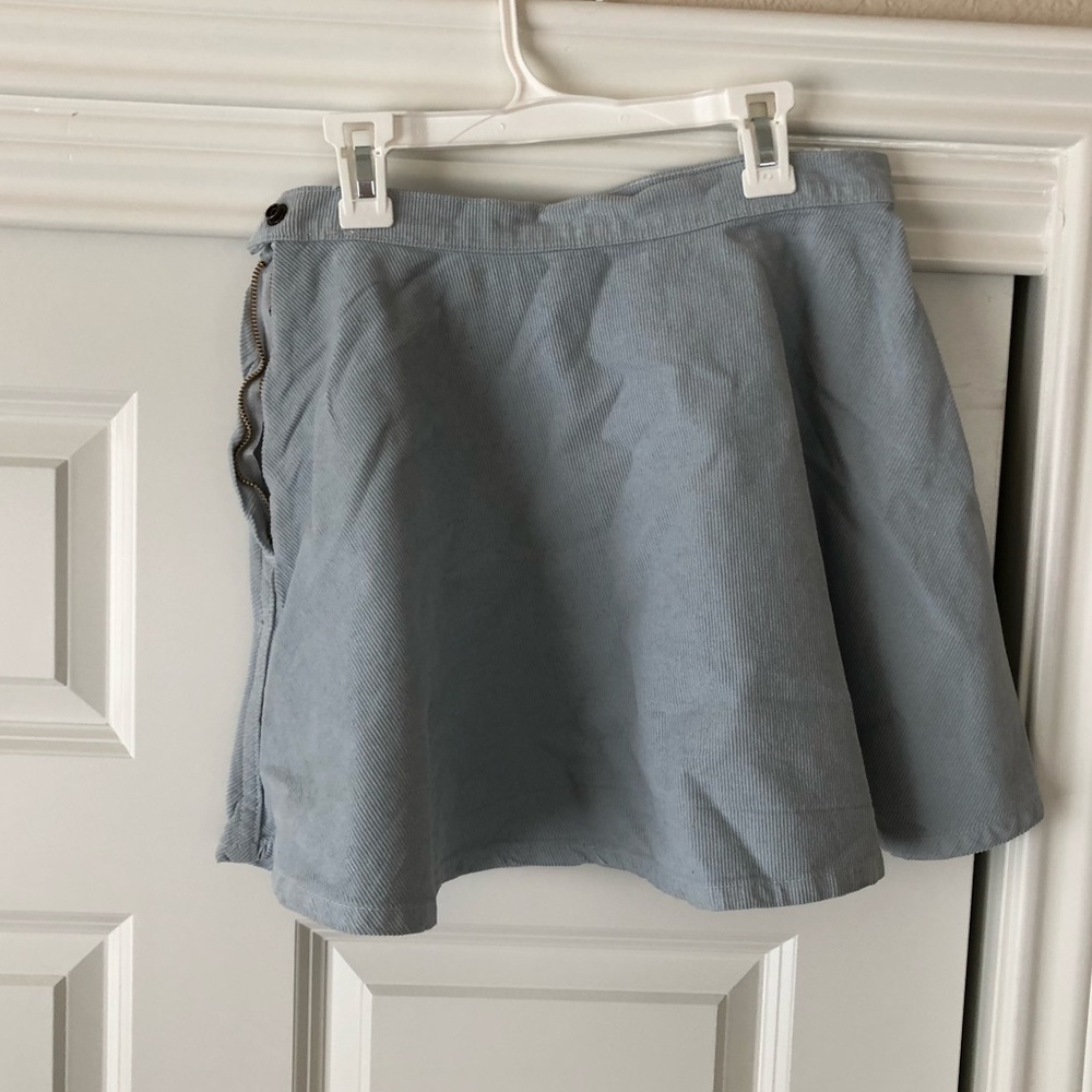 American Apparel Corduroy Skirt - Picture 2 of 4